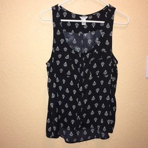 Sleeveless blouse